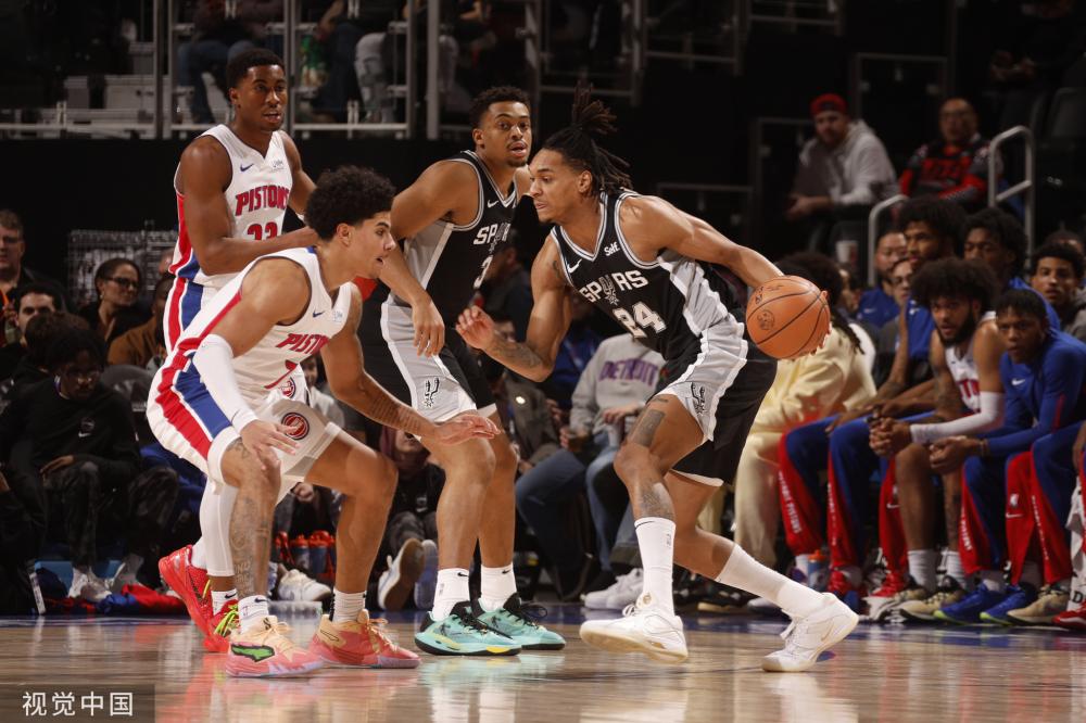 聯手競逐榮 聯手競逐榮